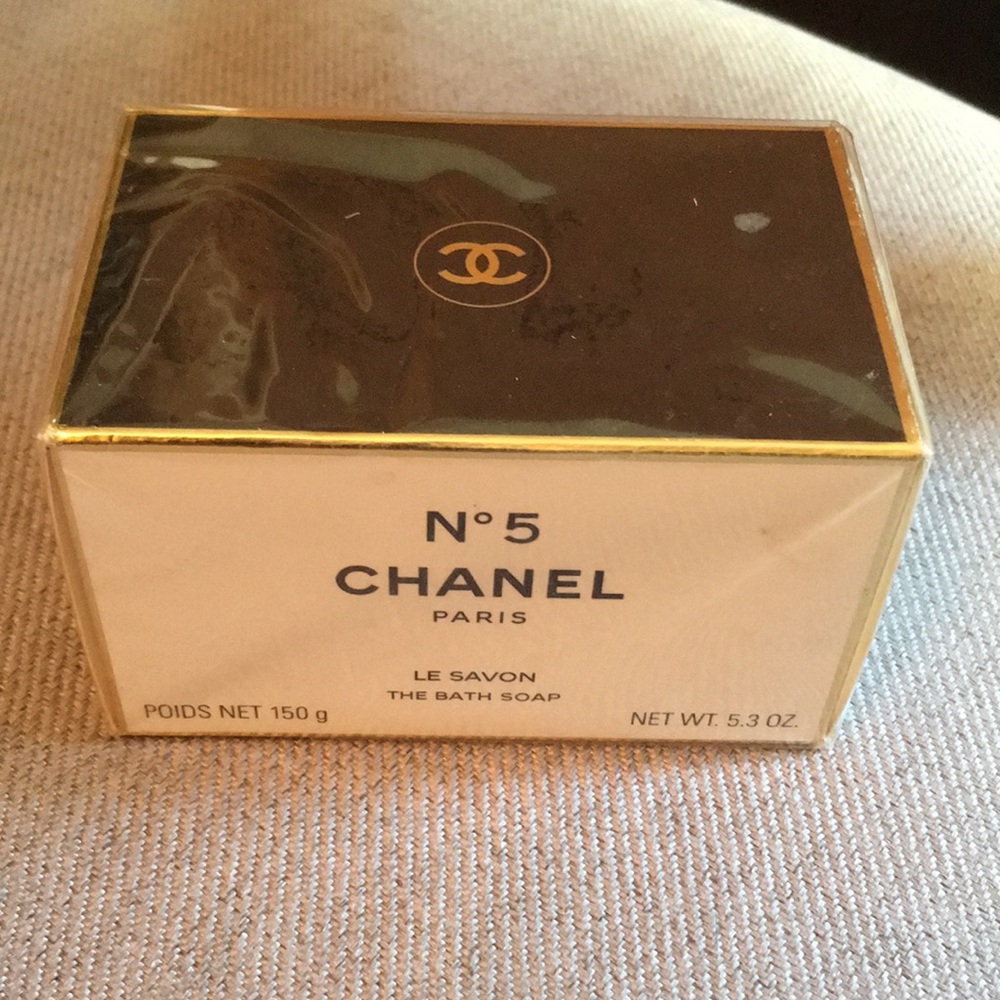NIB Chanel No 5 The Bath Soap